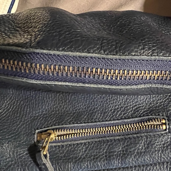 Navy Blue Roots Purse - Picture 10 of 12